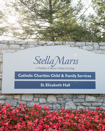 Stella Maris welcome sign